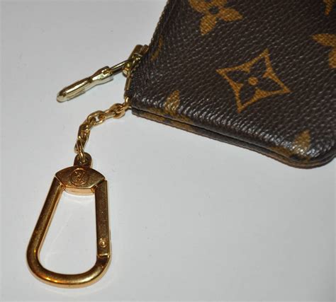 louis vutton change purse